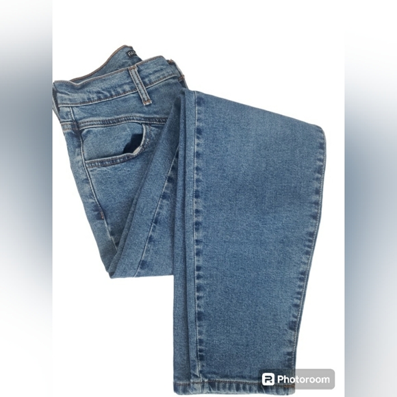 Woman's Fashion Nova Jeans - Sz 7 (W27) - Picture 5 of 5